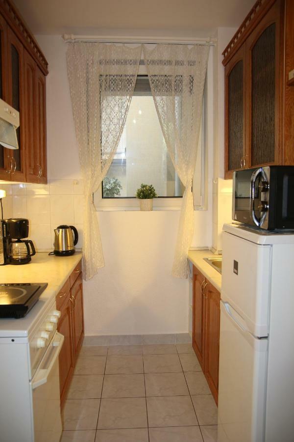 Apartment With Swing Heviz Luaran gambar